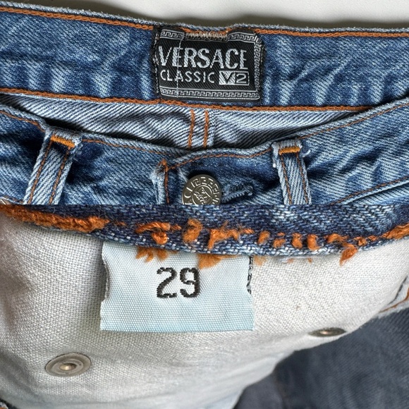 Vintage Versace Jeans “501 Style” - Picture 4 of 5